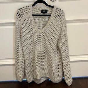 Line oversized sweater